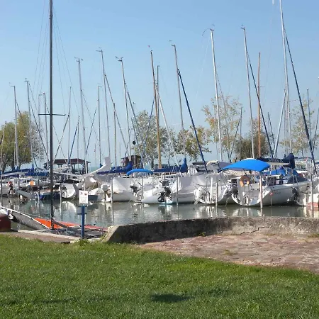 In - Balaton 40757