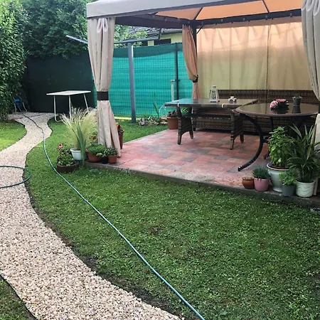 Nyaraló In - Balaton 40757 *