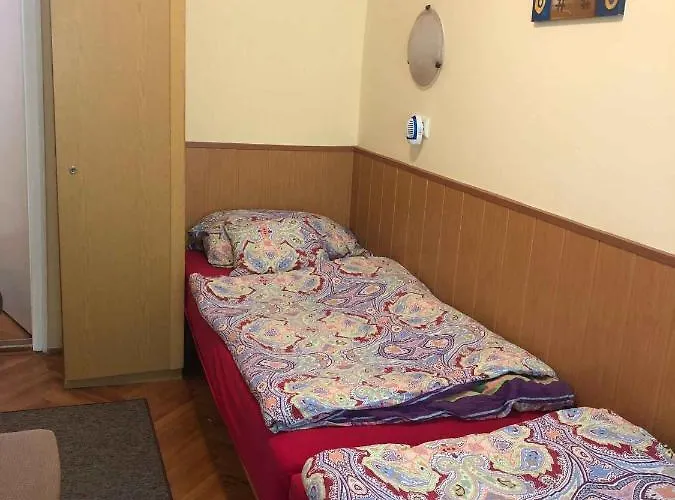 In - Balaton 40757 *